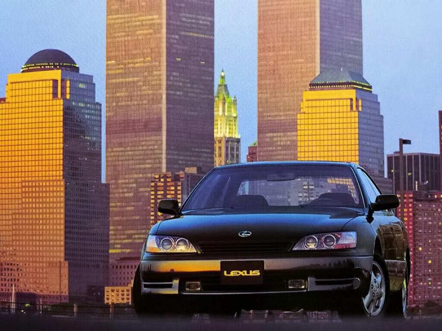  Lexus ES300 (XV10) 1995 года  (фото 7 из 8)